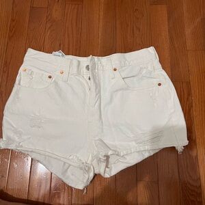 Levi’s 501 white shorts